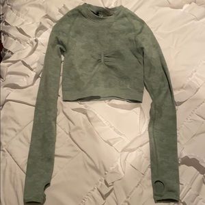 Camo Seamless Long Sleeve Crop Top